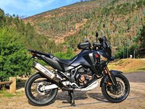 AFRICA TWIN 1100 DCT CEDOFEITA, SANTO ILDEFONSO, SÉ, MIRAGAIA, SÃO NICOLAU E VITÓRIA