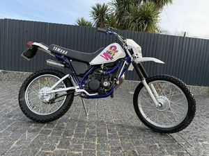 YAMAHA DT 50 COM DOCUMENTO UNICO MEIXOMIL