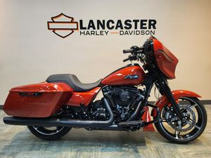 2024 HARLEY-DAVIDSON® STREET GLIDE® WHISKEY FIRE - BLACK FINISH FLHX