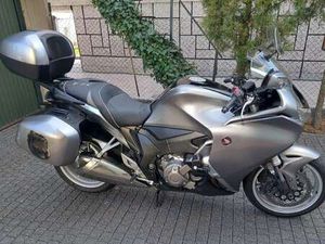 HONDA VFR 1200