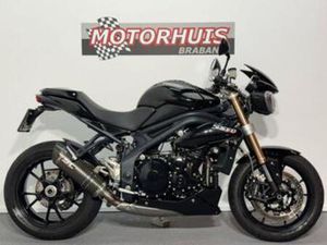 TRIUMPH SPEED TRIPLE 1050 ABS (BJ 2011) — MOTOREN | TRIUMPH — MARKTPLAATS