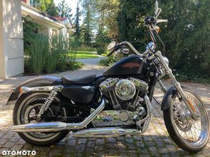 HARLEY-DAVIDSON SPORTSTER SEVENTY-TWO