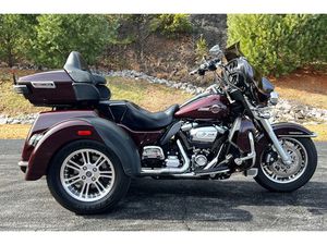 2022 TRI GLIDE® ULTRA