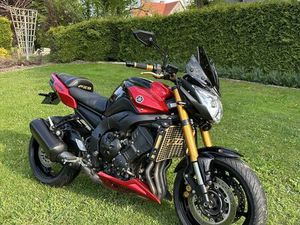 YAMAHA FZ8 2011R DOINWESTOWANA DOBROSZÓW OLEŚNICKI