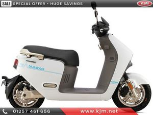 KEEWAY BLUESHARK KEEWAY 80 - ROAD LEGAL ELECTRIC SCOOTER
