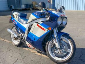 SUCHE SUZUKI GSXR 1100 , 1986 /1987