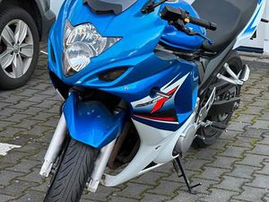 SUZUKI GSX 650F