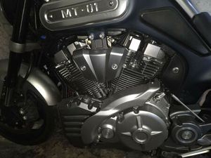 YAMAHA MT-01: SELTENES NAKED BIKE ZU VERKAUFEN!