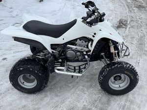 SUZUKI LTZ 400,2006, BARDZO LADNY BIALYSTOK BEMA