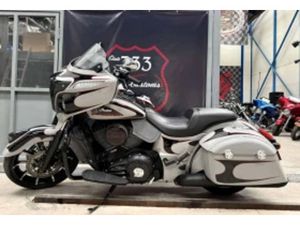 INDIAN CHIEFTAIN DARK HORSE