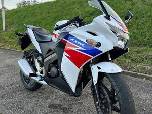 HONDA CBR 125 R
