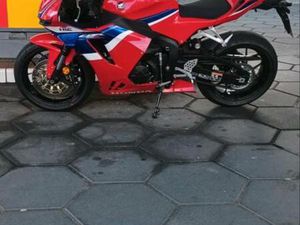 HONDA CBR 600RR