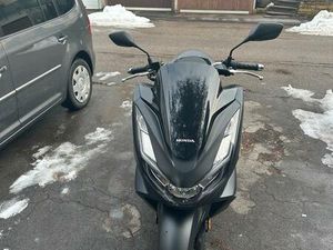 HONDA PCX125 MATT BLACK
