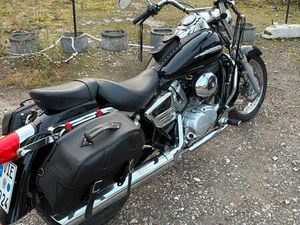 HONDA SHADOW 125