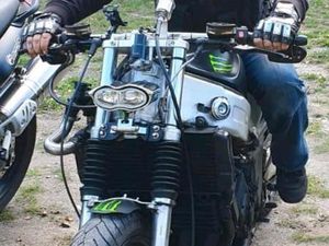 YAMAHA FZR 1000 CUSTOM BIKE EINZELSTÜCK