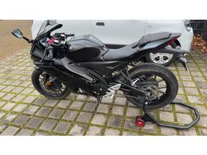YAMAHA R125 2023