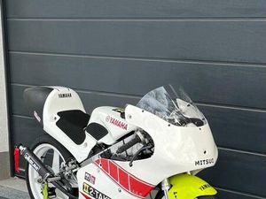 YAMAHA TZ125 RENNMASCHINE GP 4JT