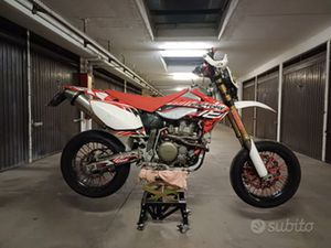 HONDA XR 650 MOTARD