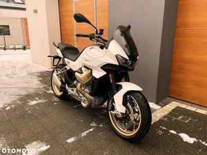 MOTO GUZZI V100 MANDELLO