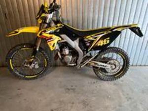 SUZUKI VALENTI RME 50