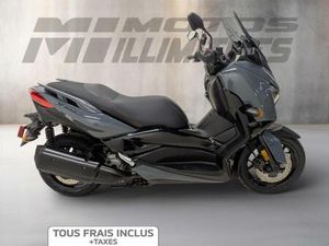 2022 YAMAHA XMAX