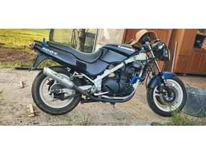KAWASAKI - GPZ500
