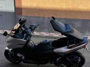 YAMAHA - T-MAX 530 SX