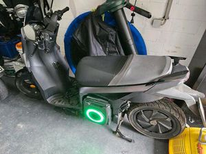 SEAT MO ESCOOTER 125 ALIMINIUM MATT DARK