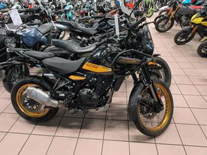 ROYAL ENFIELD HIMALAYAN 450