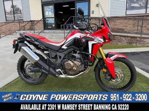 2017 HONDA® AFRICA TWIN CRF1000L