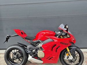 DUCATI PANIGALE V4S