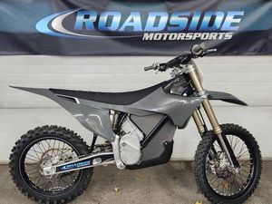 2025 STARK VARG 1.0 ELECTRIC MX DEMO BIKE
