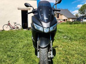 SCOOTER APRILIA 50 SXR