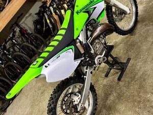 125 KX 2008 MOTO CROSS DE PASSIONNÉ KAWASAKI KX125