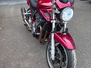SUZUKI BANDIT 1200 – 2006 – 28 000 KM – TRÈS BON ÉTAT