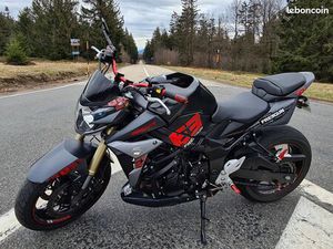 SUZUKI GSR 750 – 2013 – 30 000 KM – IXIL L2X + RIZOMA – PERMIS A