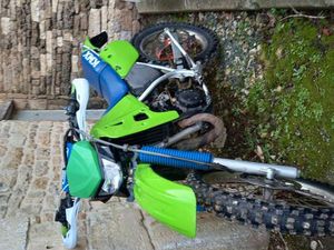 KAWASAKI KMX 125 TRÈS BIEN CONSERVÉ CARTE GRISE