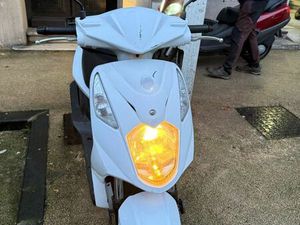 50 SCOOTER SYM LIVRAISON
