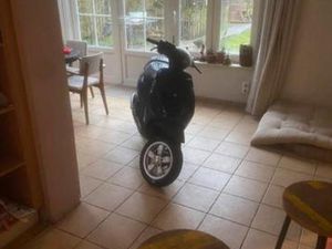 ZIP 70CC BROM — SCOOTERS | PIAGGIO — MARKTPLAATS
