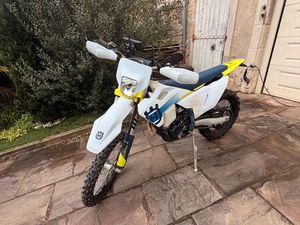 HUSQVARNA 350 FE 2024