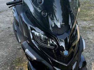 PIAGGIO MP3 400 LT HPE SCHWARZ