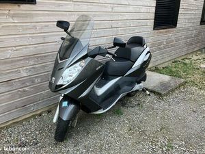 SCOOTER 125