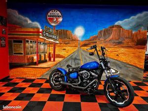 HARLEY DAVIDSON STREET BOB 107
