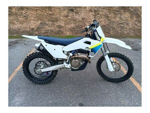 2025 HUSQVARNA MOTORCYCLES FC 250