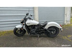 INDIAN SCOUT SIXTY – 2017 – 5 100 KM – SUIVI INDIAN – ÉCHAPPEMENTS VANCE & HINES FOURNIS