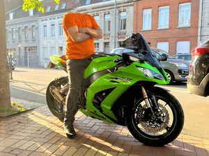 ZX10R