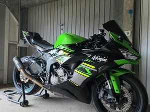 KAWASAKI NINJA ZX6R 636 ANNÉE 2020 136CV 17000KM