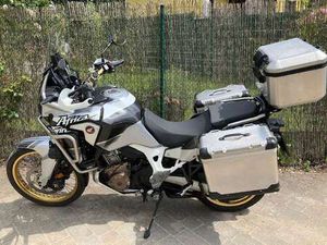 D2 AFRICA TWIN DCT ADVENTURE SPORTS