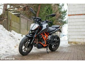 KTM DUKE