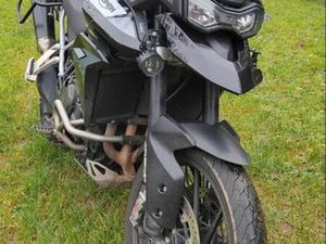 TRIUMPH TIGER 900 GT